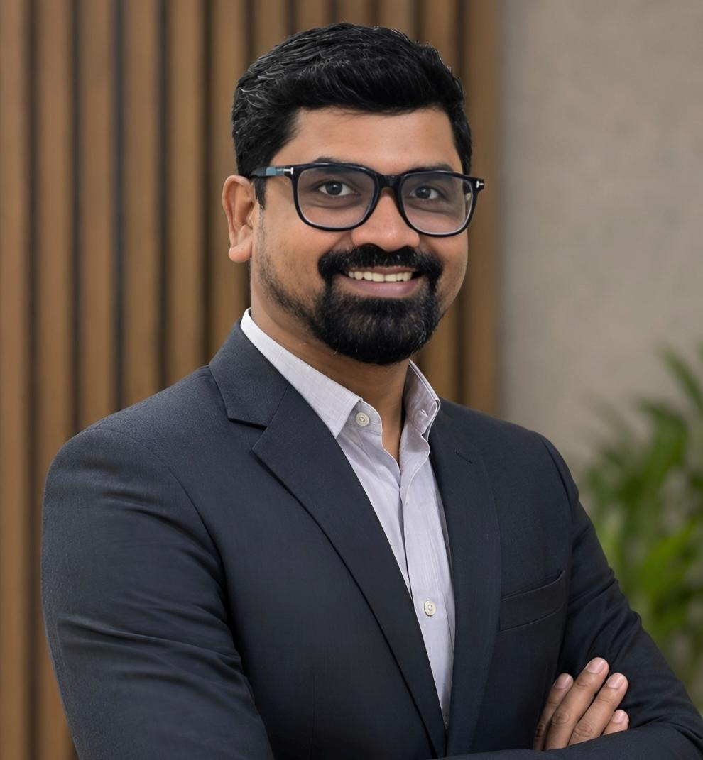 Shri Shamal Hiralal Khairnar